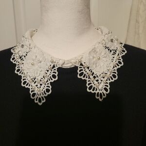 25: Sweater with Lace and Pearl Collar: p2p: 19in  Length: 21in